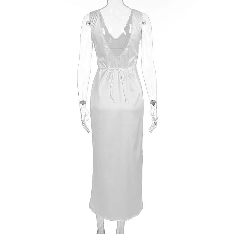 White dress on a mannequin against a white background
