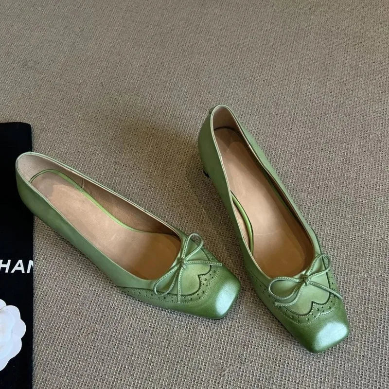 Square toe heeled Mary Jane shoe in black
