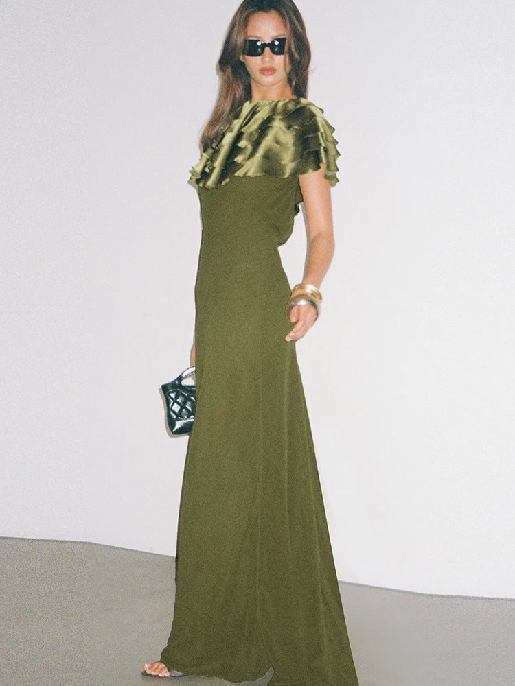 Green O-neck sleeveless maxi dress with accessories