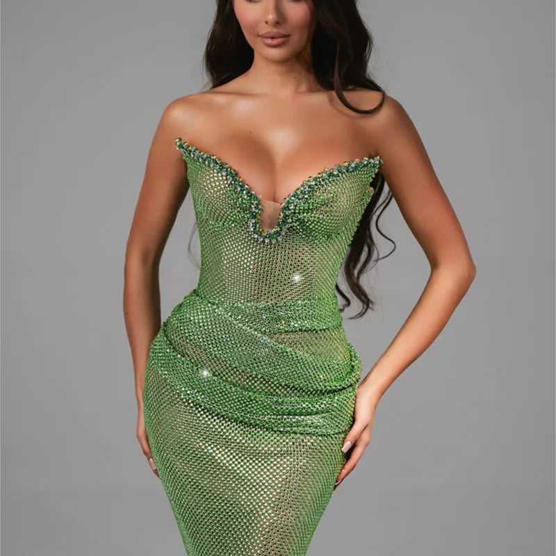 Strapless green sequined evening dress with graceful silhouette
