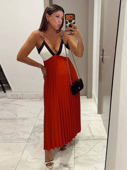 Colorblock chain strap maxi dress with pleated skirt