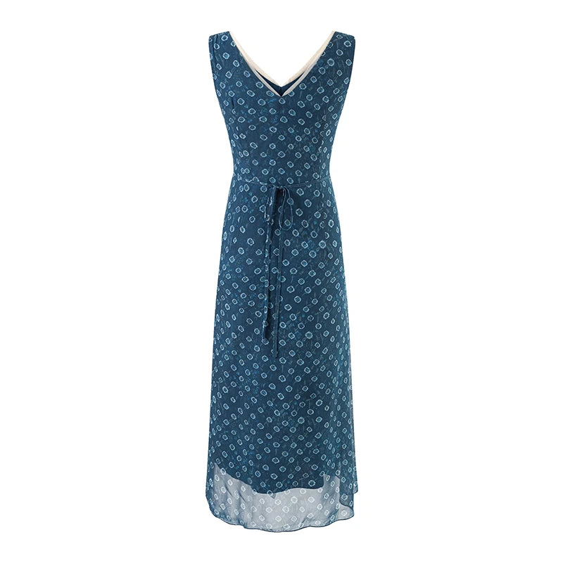 Sleeveless V-neck maxi dress with geometric print and tie back