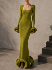 Ribbed square neck maxi dress with ruffled cuffs and hem