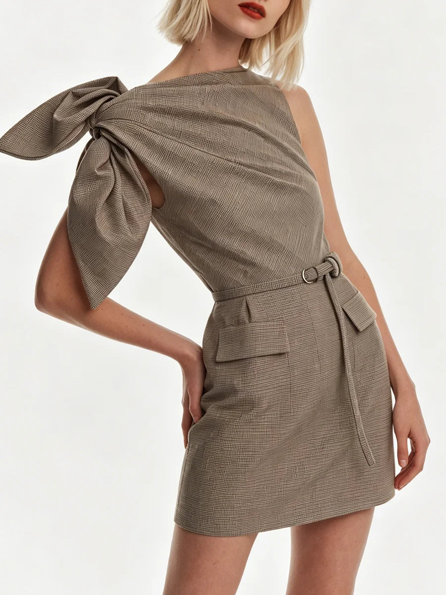 Asymmetric bow shoulder mini dress detail