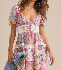 Romantic short A-line dress for women

