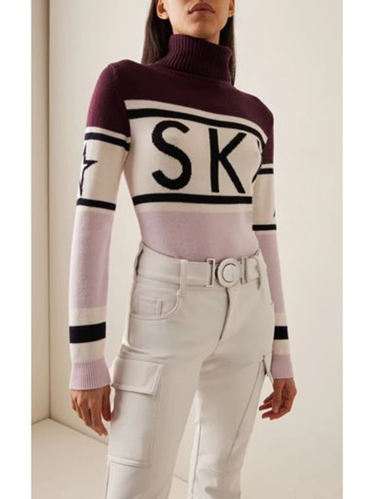 Women’s Perfect Moment ski turtleneck sweater for winter adventures.