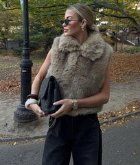 Khaki Faux Fur Loose Sleeveless Jacket