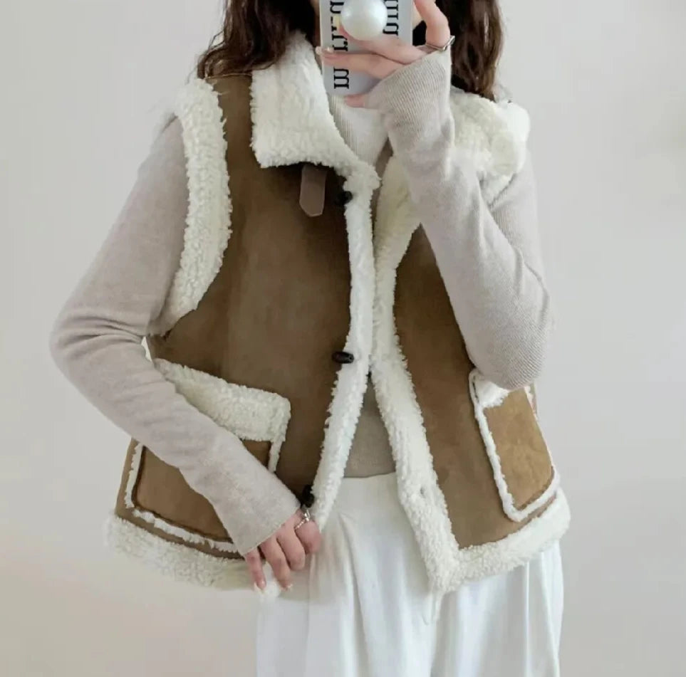 Camel Faux Fur Lapel Horn Buttons Sleeveless Jacket