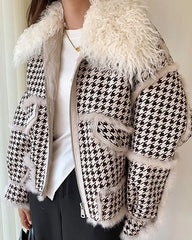 Women Faux Fur Collar Plaid Full Sleeved Winter Jacket - Golden Atelier