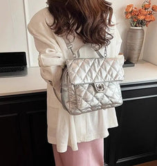 Small aesthetic quilted rucksack with vintage design