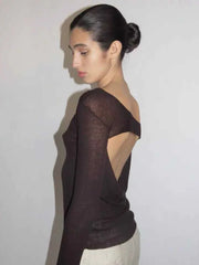 Slim fit backless sweater with long sleeves