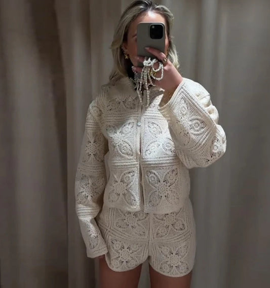 Beige knit matching set with long sleeves and shorts