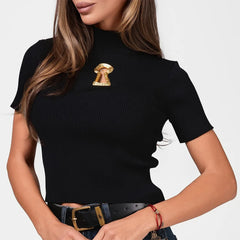 Brown ribbed hollow-out top styled with a belt