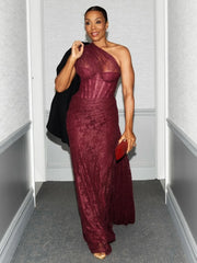 Close-up highlighting the diagonal one-shoulder neckline and lace texture, showing the clean edge finish and sculpted upper fit.