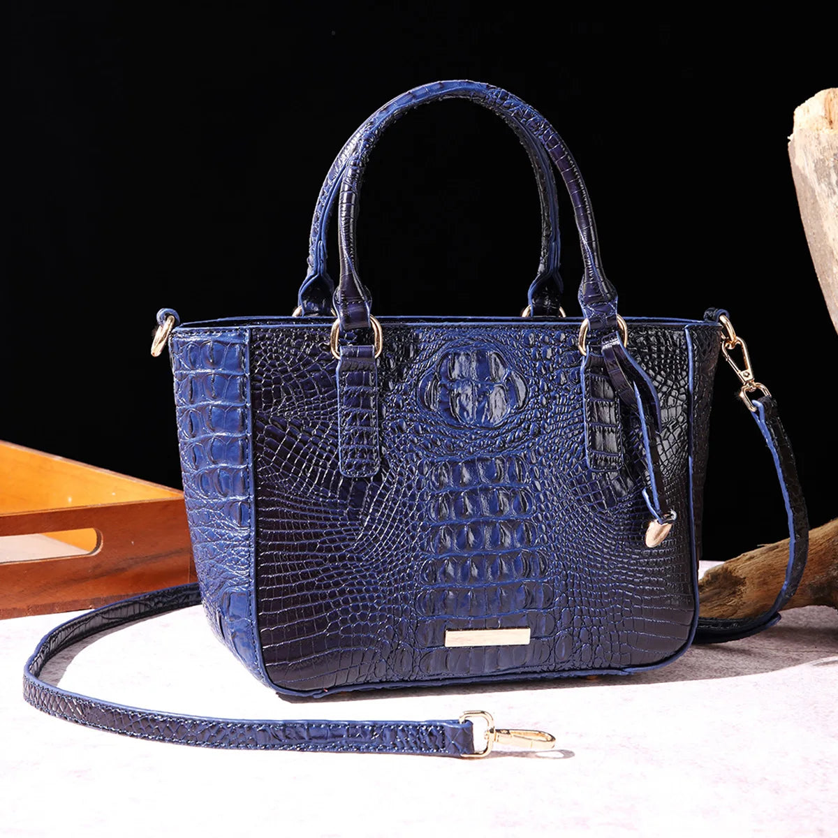 Crocodile pattern PU leather crossbody bag in navy