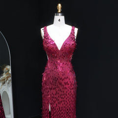 Elegant sleeveless prom dress with sculpted mermaid shape