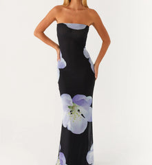 Bodycon floral print maxi dress styled for a summer night