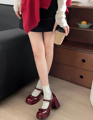 Women’s vintage-style Mary Jane block heel pumps