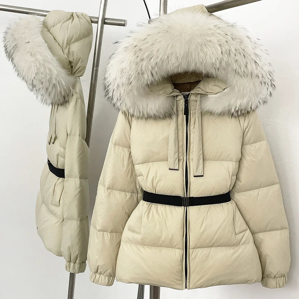 Women’s winter puffer with soft insulating structure