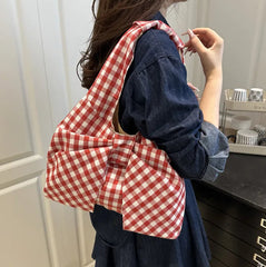 Lightweight plaid summer tote for women with vintage style