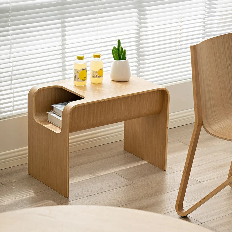 Solid wood C-shaped edge table with mini storage shelf for modern living rooms