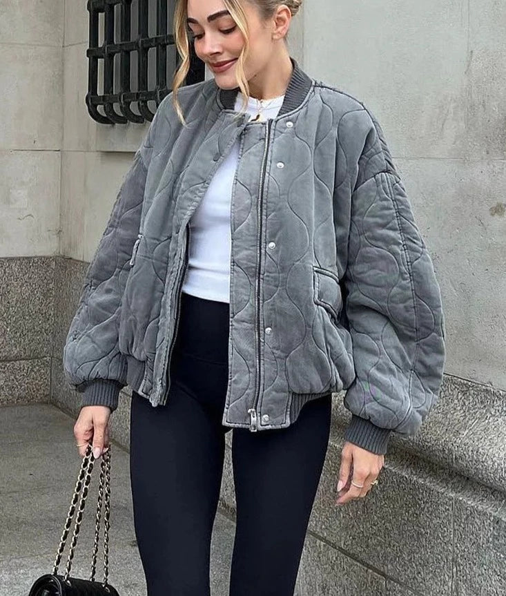 Women’s quilted cotton jacket with pockets and O-neck design