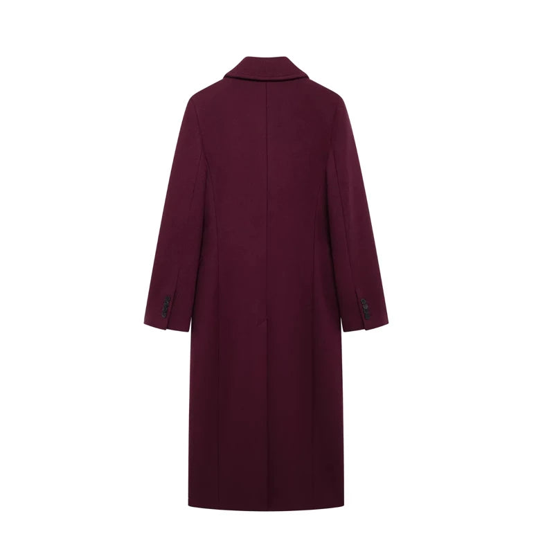 Wide-waisted wool coat with clean solid finish