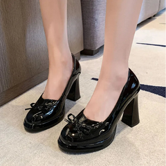 Women’s round toe platform Mary Jane heels