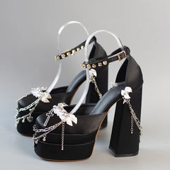 Super-high satin platform heel with open vamp