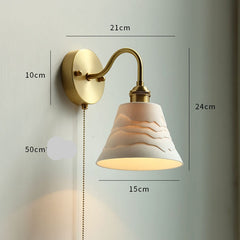 Wall-mounted lamp with dimensions labeled on a plain background