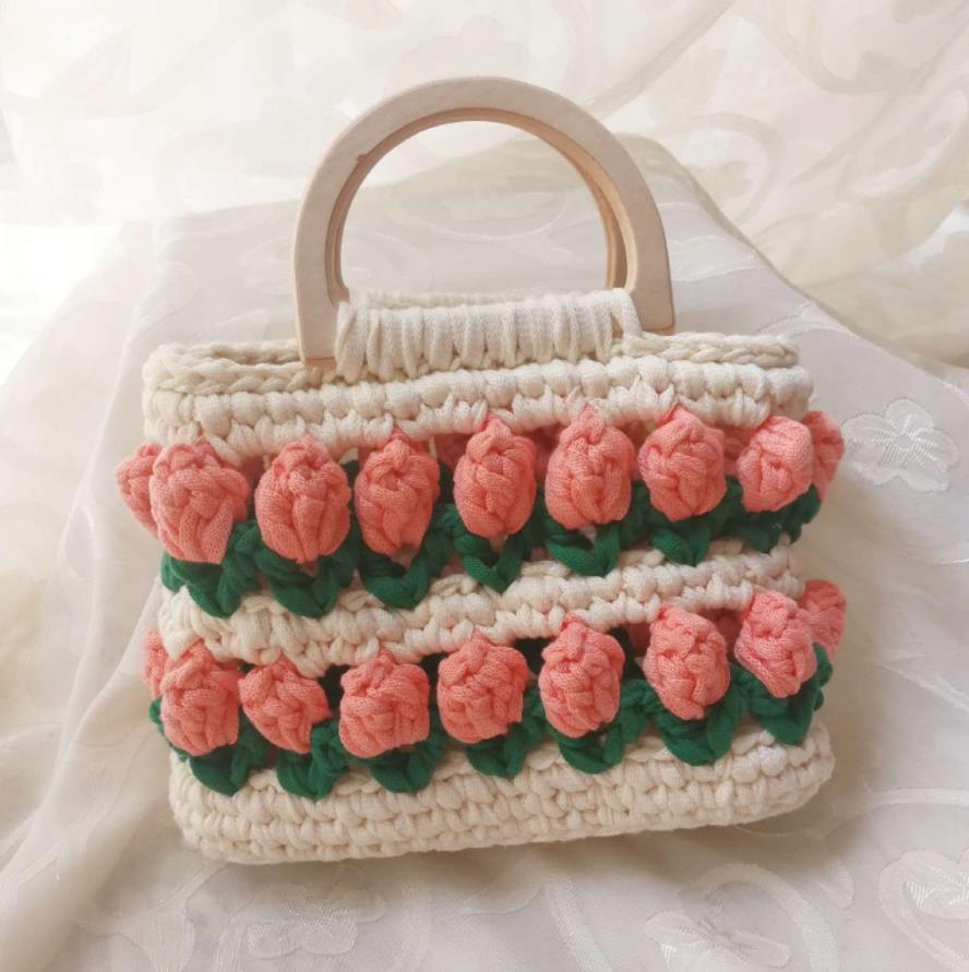 Knitted Woven Daisy Handbag